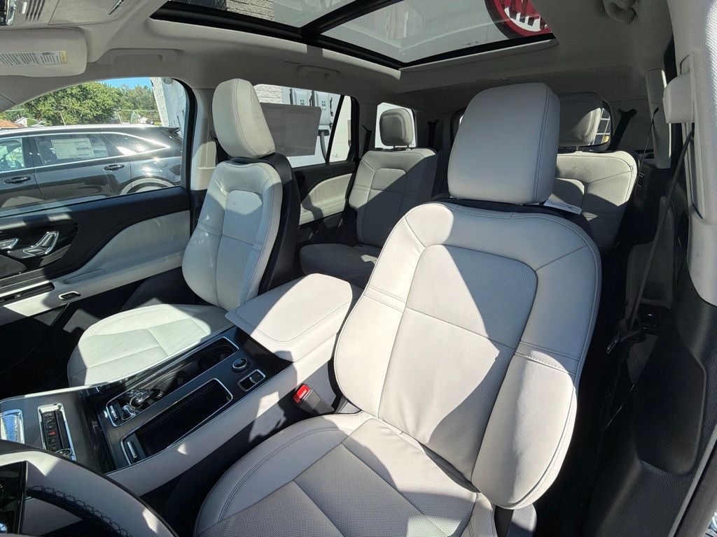 2027 Lincoln Aviator Premiere