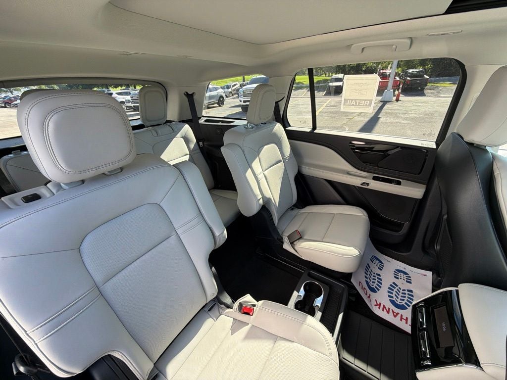 2027 Lincoln Aviator Premiere