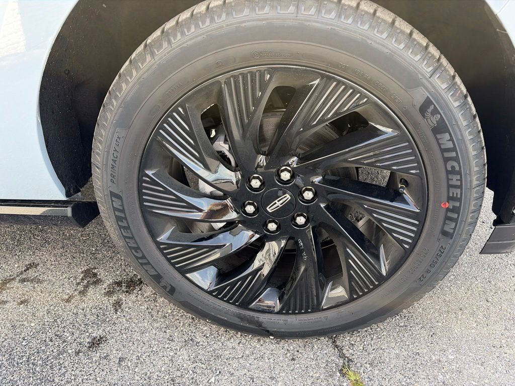 2027 Lincoln Navigator Reserve
