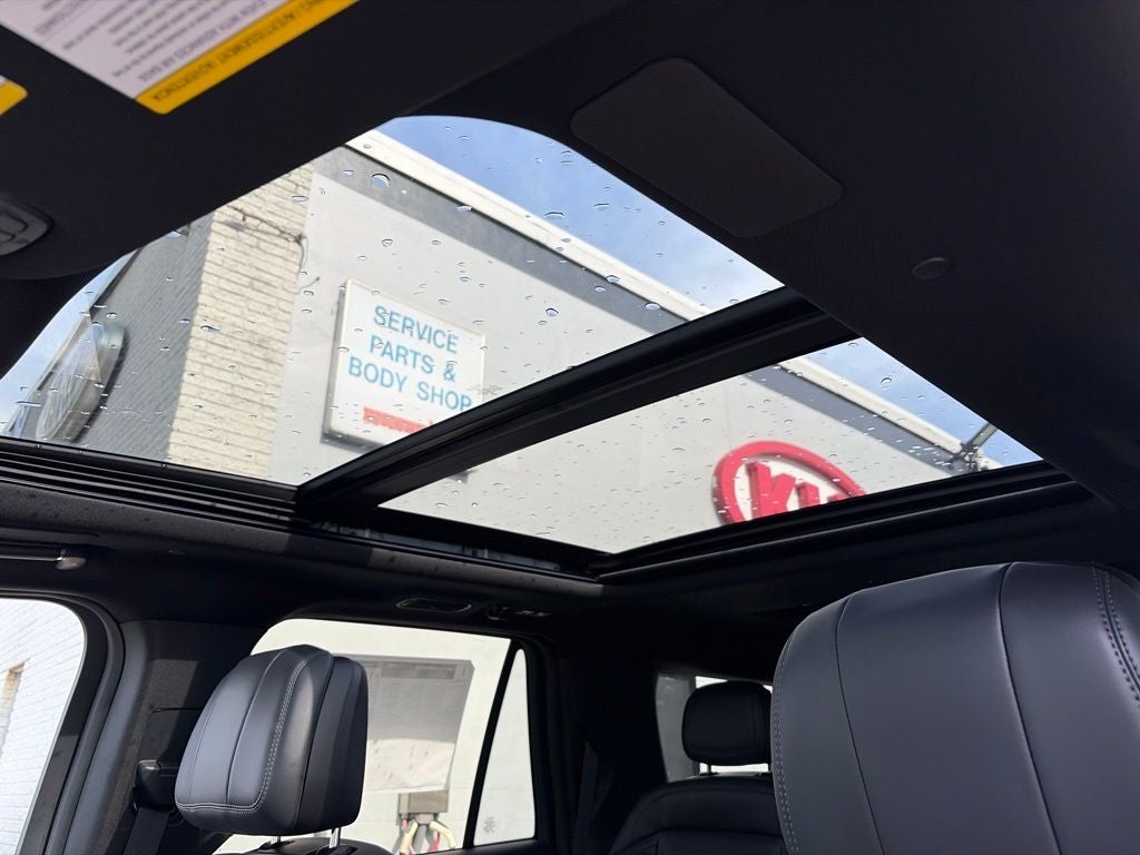 2027 Lincoln Navigator Reserve