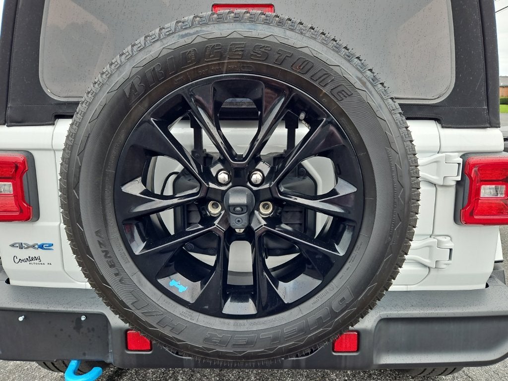 2022 Jeep Wrangler 4xe Unlimited Sahara 4x4