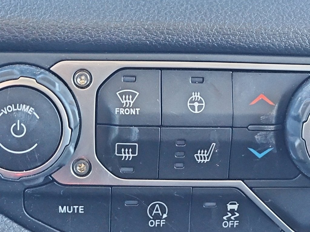 2025 Jeep Wrangler 4-Door Summit 4x4