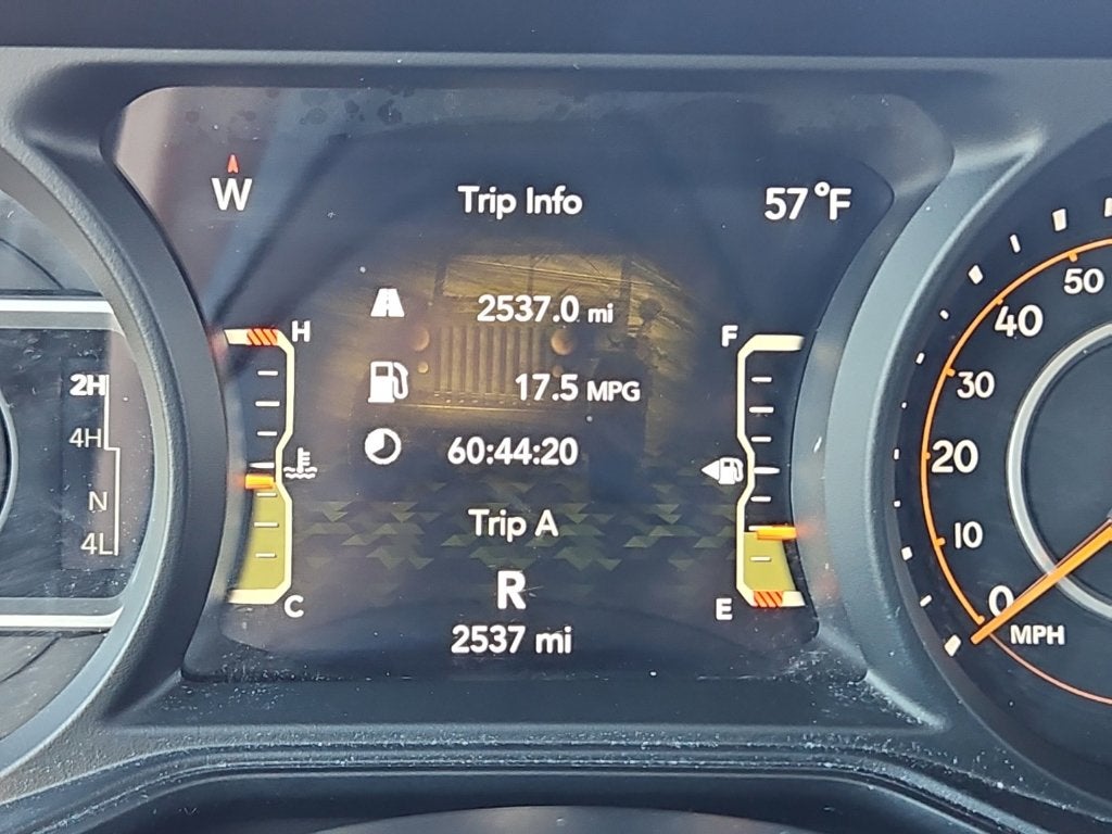 2025 Jeep Wrangler 4-Door Summit 4x4