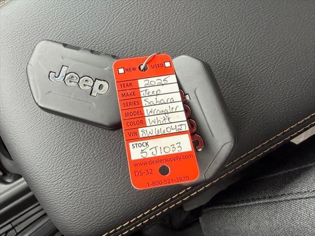 2025 Jeep Wrangler WRANGLER 4-DOOR SAHARA