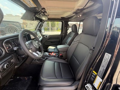 2025 Jeep Wrangler WRANGLER 4-DOOR SAHARA