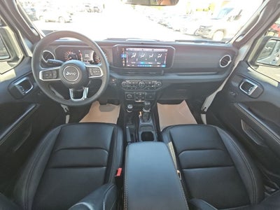 2024 Jeep Wrangler 4-Door Sahara 4x4