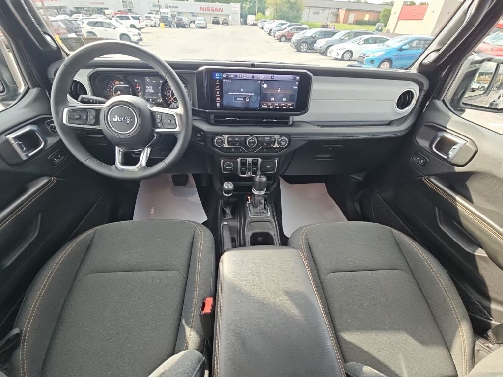 2026 Jeep Wrangler 4-Door Sahara 4x4