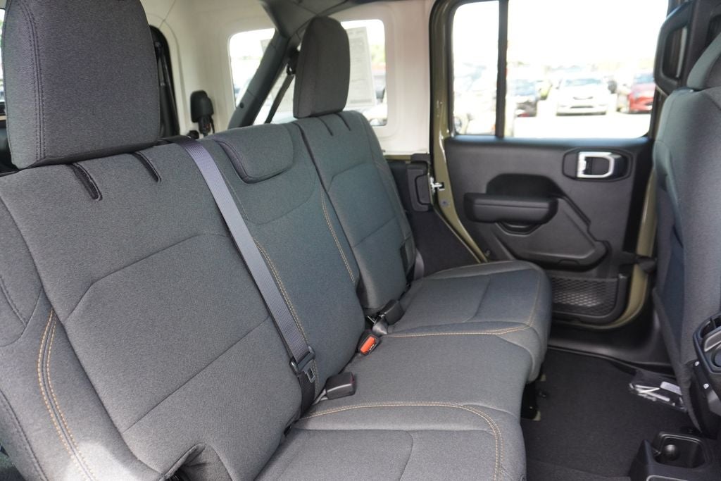 2026 Jeep Wrangler 4-Door Sport RHD 4x4