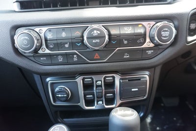 2026 Jeep Wrangler 4-Door Sport RHD 4x4