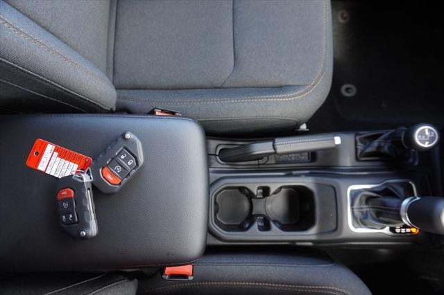 2026 Jeep Wrangler 4-Door Sport RHD 4x4
