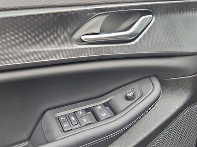 2027 Jeep Grand Cherokee GRAND CHEROKEE LAREDO 4X4
