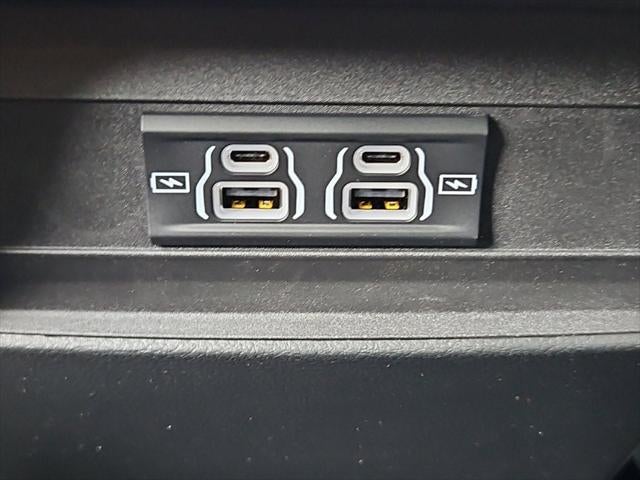 2027 Jeep Grand Cherokee GRAND CHEROKEE LAREDO 4X4