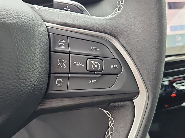 2027 Jeep Grand Cherokee GRAND CHEROKEE LAREDO 4X4