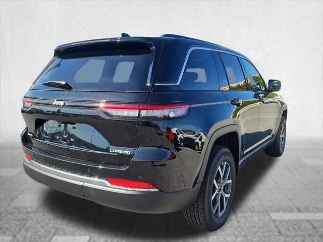 2027 Jeep Grand Cherokee Laredo X