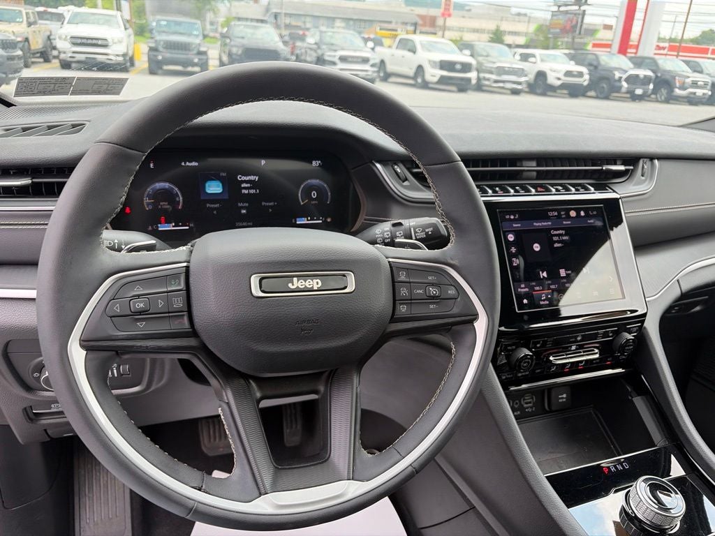 2023 Jeep Grand Cherokee Altitude 4x4