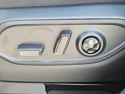 2027 Jeep Grand Cherokee GRAND CHEROKEE LAREDO X 4X4