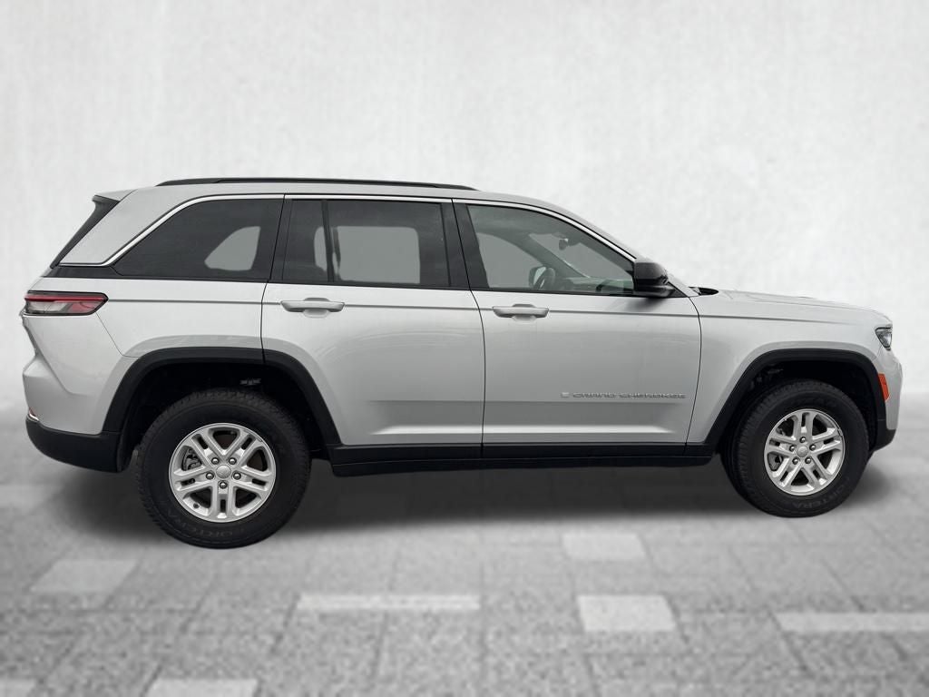 2024 Jeep Grand Cherokee Laredo 4x4