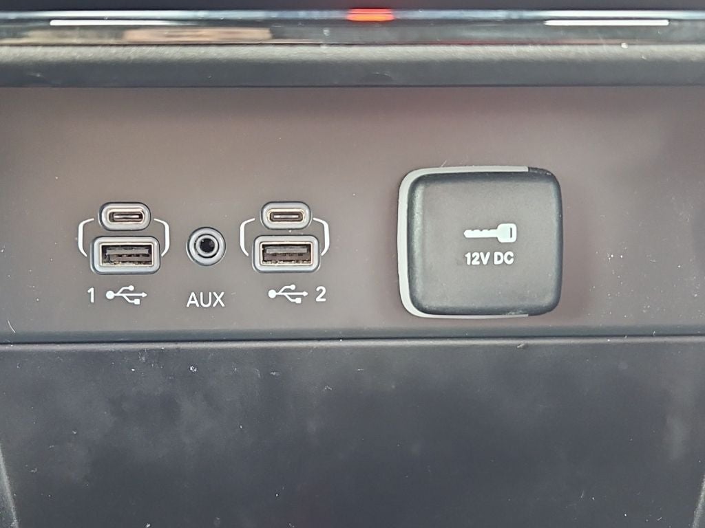 2023 Jeep Grand Cherokee Laredo 4x4