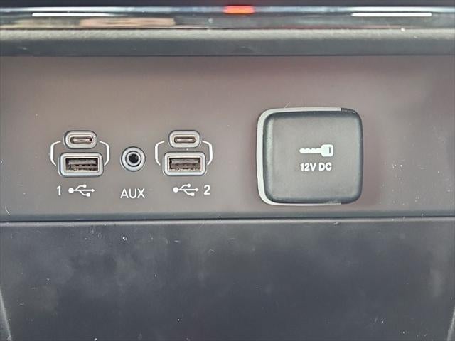 2023 Jeep Grand Cherokee Laredo 4x4
