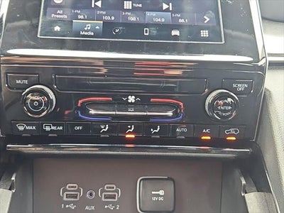 2023 Jeep Grand Cherokee Laredo 4x4
