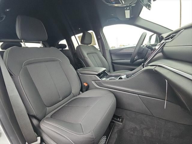2027 Jeep Grand Cherokee GRAND CHEROKEE LAREDO 4X4