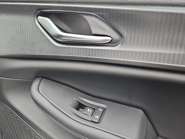 2027 Jeep Grand Cherokee GRAND CHEROKEE LAREDO 4X4