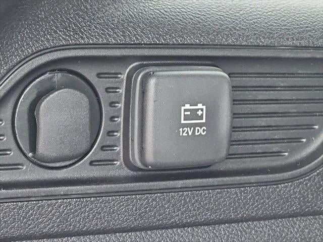 2027 Jeep Grand Cherokee GRAND CHEROKEE LAREDO 4X4