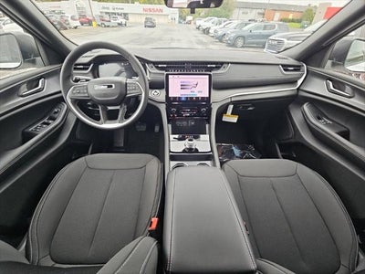 2027 Jeep Grand Cherokee GRAND CHEROKEE LAREDO 4X4