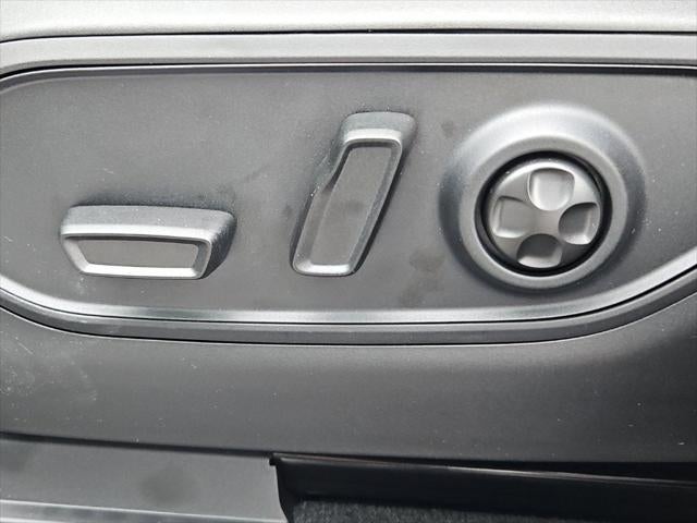 2027 Jeep Grand Cherokee GRAND CHEROKEE LAREDO 4X4