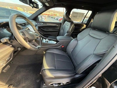 2025 Jeep Grand Cherokee GRAND CHEROKEE OVERLAND 4X4