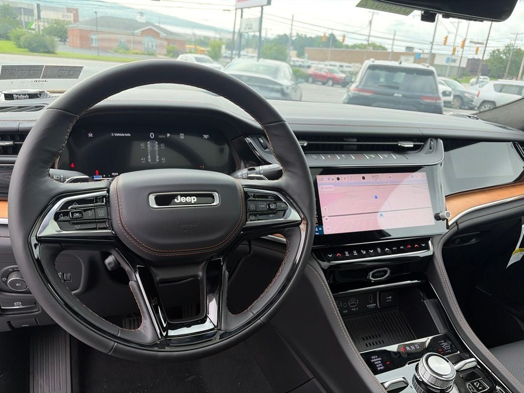 2026 Jeep Grand Cherokee GRAND CHEROKEE SUMMIT 4X4