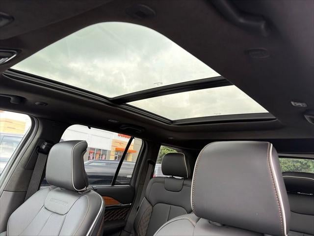 2026 Jeep Grand Cherokee GRAND CHEROKEE SUMMIT 4X4