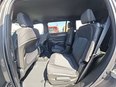 2026 Jeep Grand Cherokee GRAND CHEROKEE L LAREDO 4X4