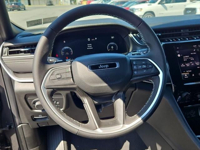 2026 Jeep Grand Cherokee GRAND CHEROKEE L LAREDO 4X4