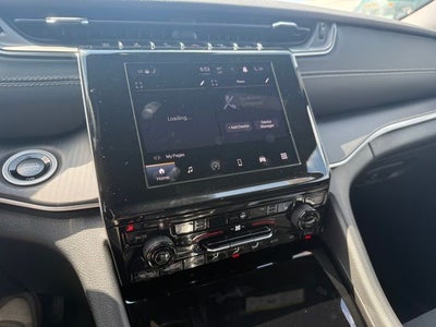 2025 Jeep Grand Cherokee GRAND CHEROKEE L LAREDO 4X4