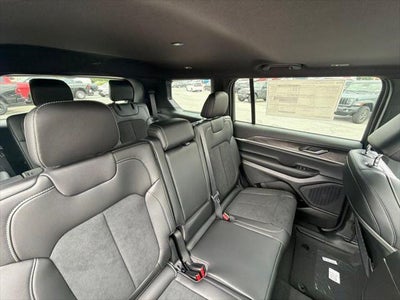 2026 Jeep Grand Cherokee GRAND CHEROKEE L LAREDO ALTITUDE 4X4