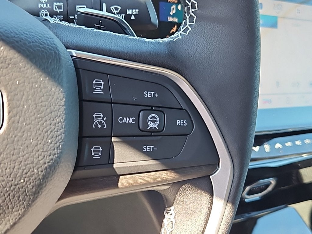 2027 Jeep Grand Cherokee GRAND CHEROKEE L LAREDO ALTITUDE 4X4