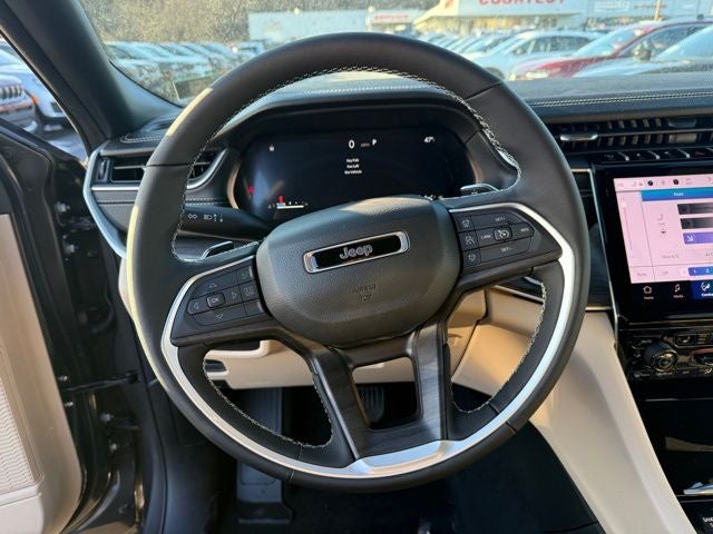 2025 Jeep Grand Cherokee GRAND CHEROKEE L LIMITED 4X4