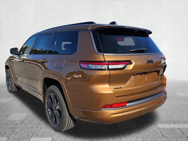 2027 Jeep Grand Cherokee GRAND CHEROKEE L LIMITED RESERVE 4X4
