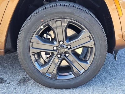2027 Jeep Grand Cherokee GRAND CHEROKEE L LIMITED RESERVE 4X4