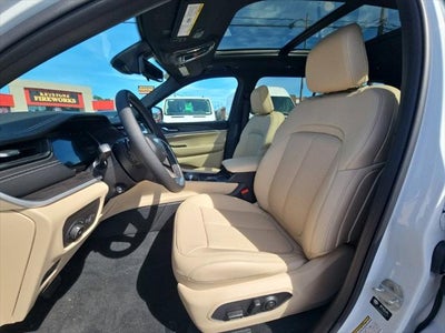 2027 Jeep Grand Cherokee GRAND CHEROKEE L LIMITED 4X4