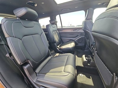 2027 Jeep Grand Cherokee GRAND CHEROKEE L LIMITED RESERVE 4X4