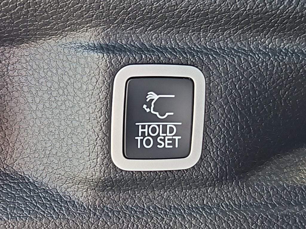 2027 Jeep Grand Cherokee GRAND CHEROKEE L LIMITED RESERVE 4X4