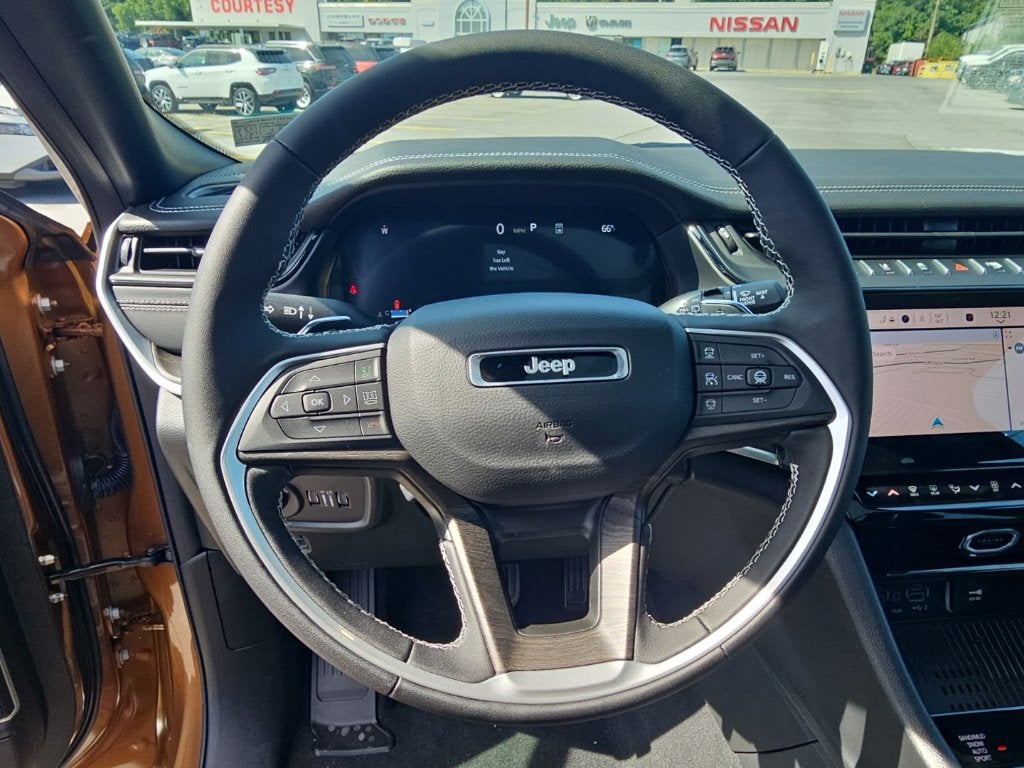 2027 Jeep Grand Cherokee GRAND CHEROKEE L LIMITED RESERVE 4X4