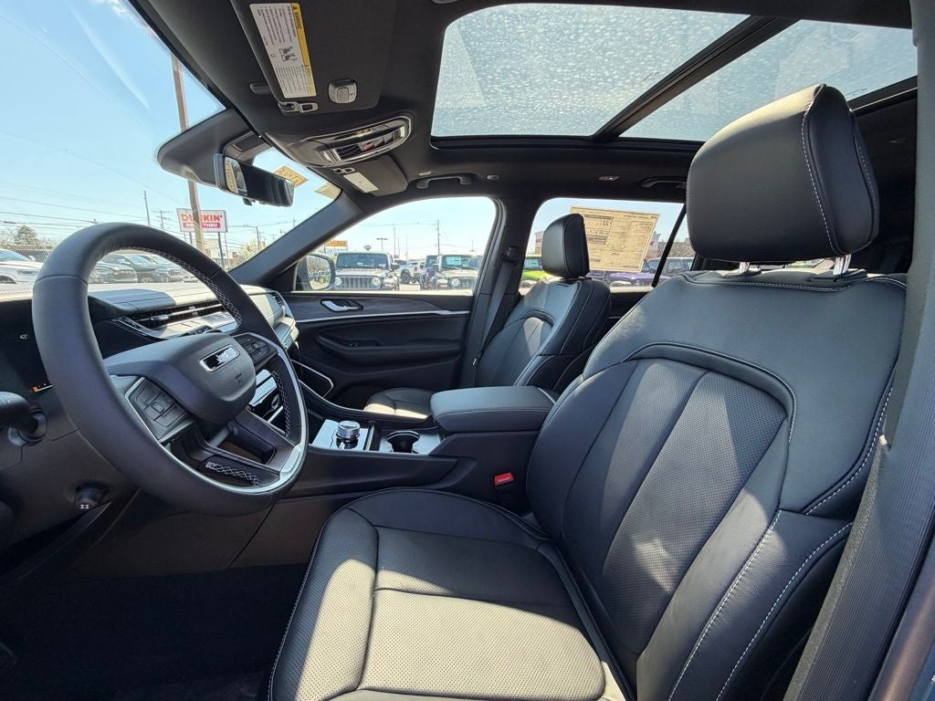 2026 Jeep Grand Cherokee GRAND CHEROKEE L LIMITED RESERVE 4X4