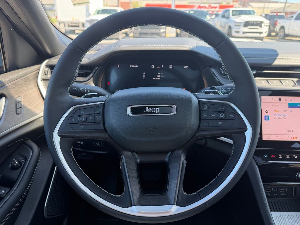 2026 Jeep Grand Cherokee GRAND CHEROKEE L LIMITED RESERVE 4X4