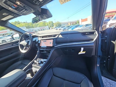 2027 Jeep Grand Cherokee GRAND CHEROKEE L LIMITED 4X4