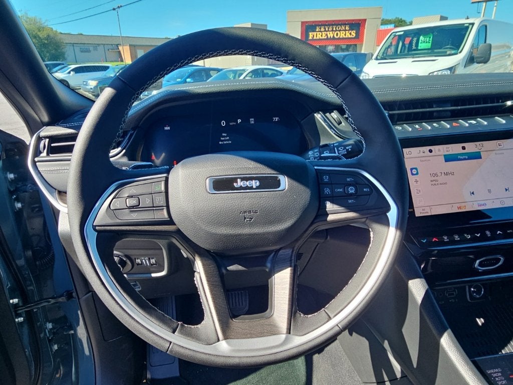 2027 Jeep Grand Cherokee GRAND CHEROKEE L LIMITED 4X4
