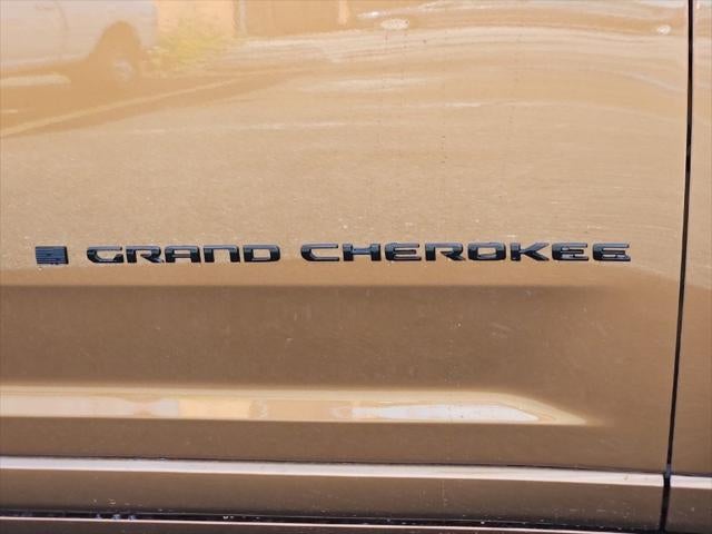 2027 Jeep Grand Cherokee GRAND CHEROKEE L LIMITED RESERVE 4X4
