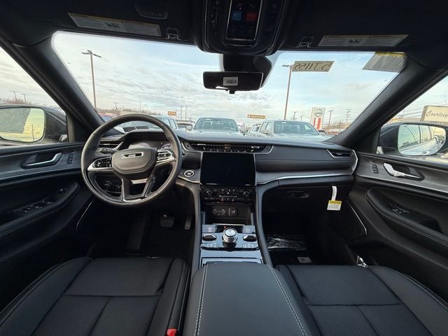 2025 Jeep Grand Cherokee GRAND CHEROKEE L OVERLAND 4X4